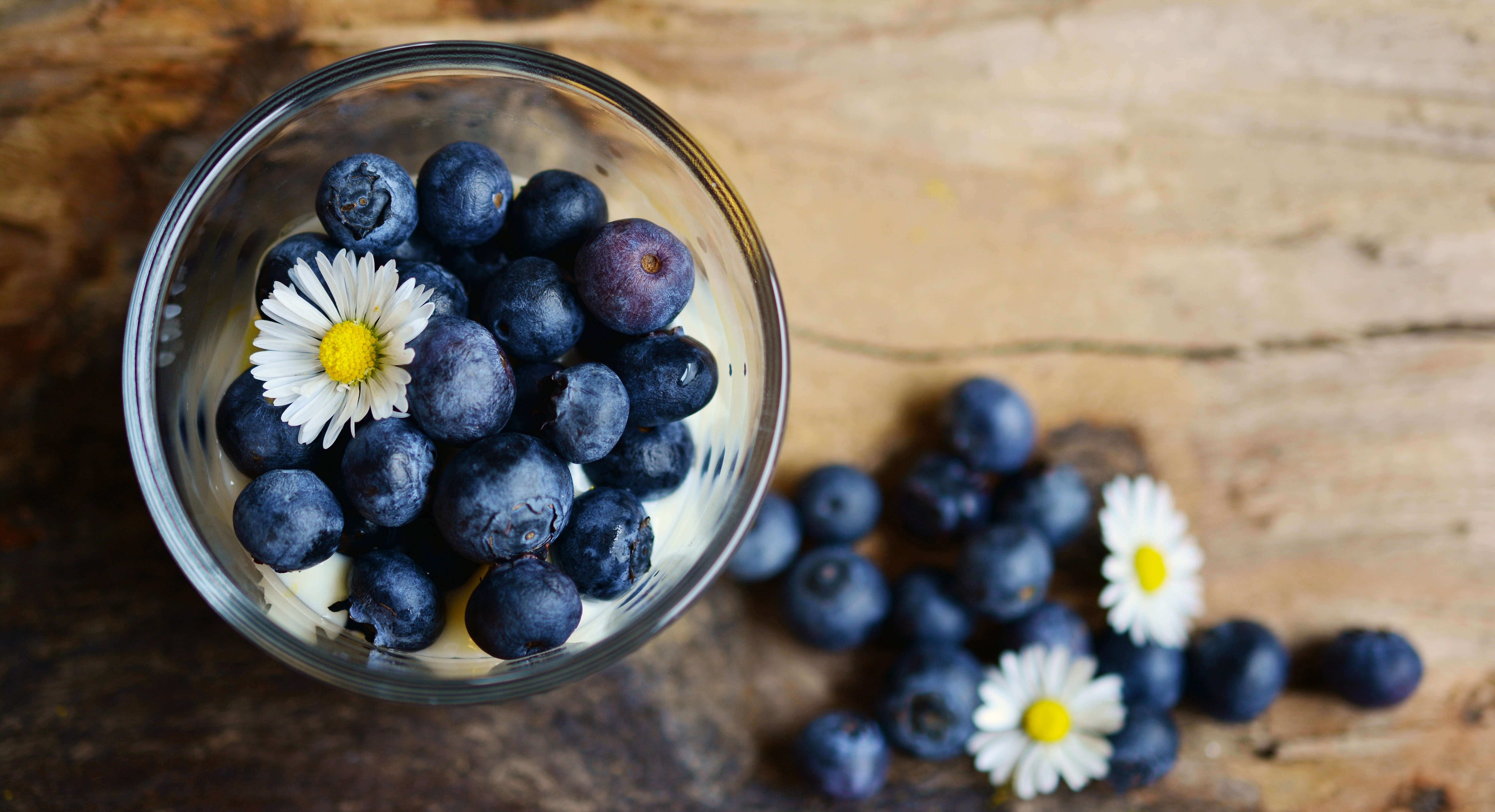 Read more about the article Eating Fruits Makes Your Skin Glow!